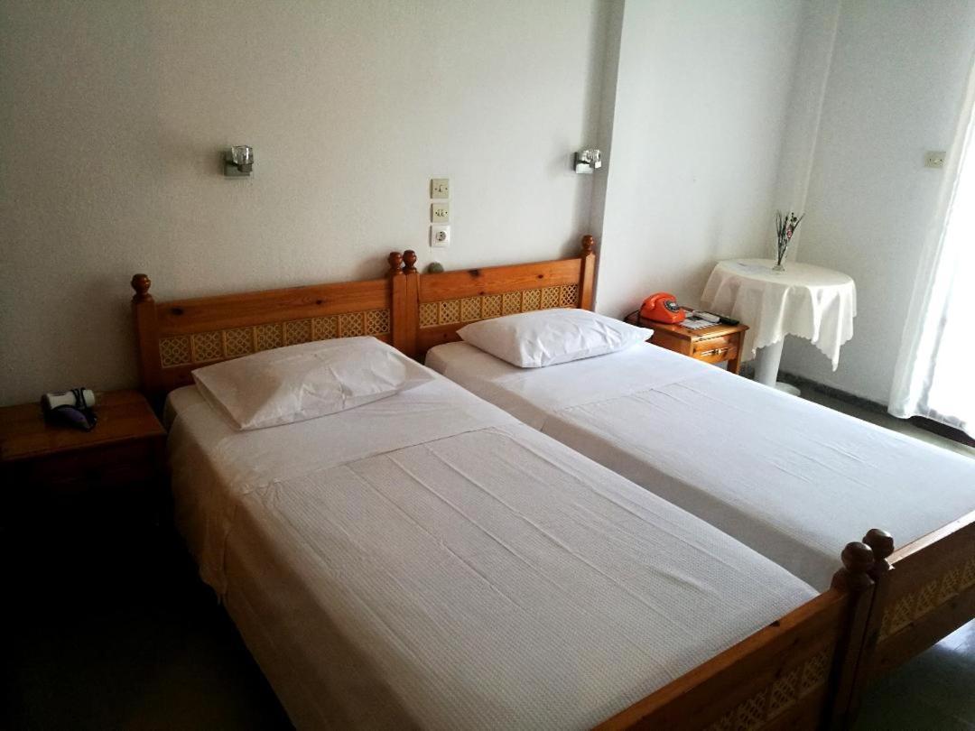 Hotel Rena Ágios Kírykos Екстериор снимка